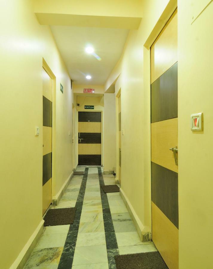 Hotel Lahorimal Deluxe นิวเดลี ภายนอก รูปภาพ
